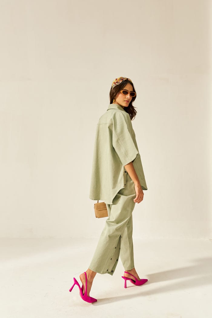 DOLLA CO-ORD SET IN FROSTY GREEN SPACELINES