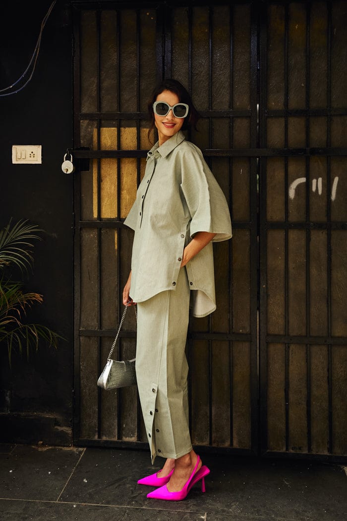 DOLLA CO-ORD SET IN FROSTY GREEN SPACELINES