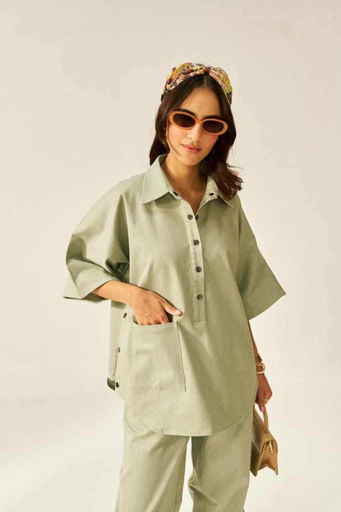 DOLLA CO-ORD SET IN FROSTY GREEN SPACELINES