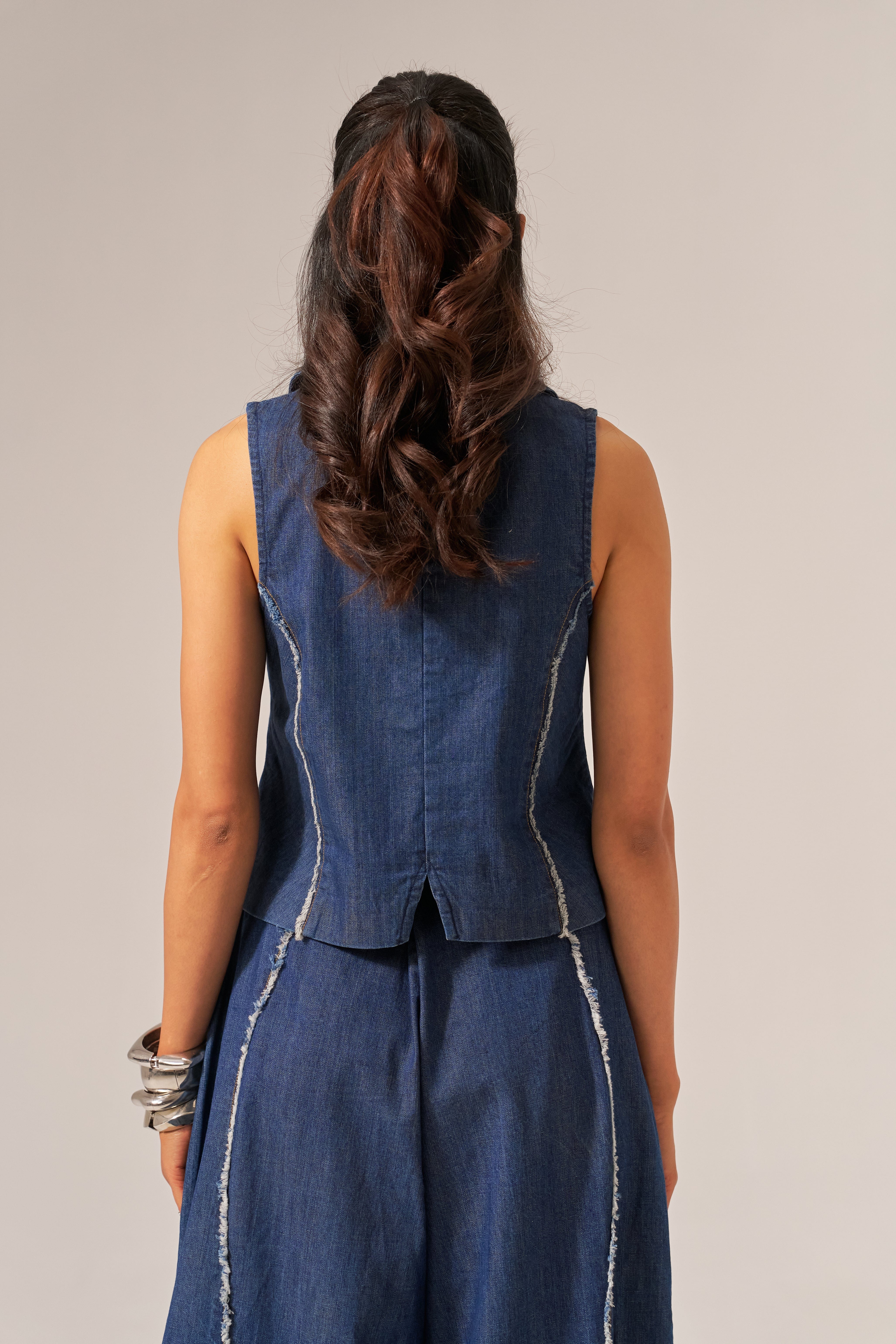 ISABELLE WAIST COAT SPACELINES